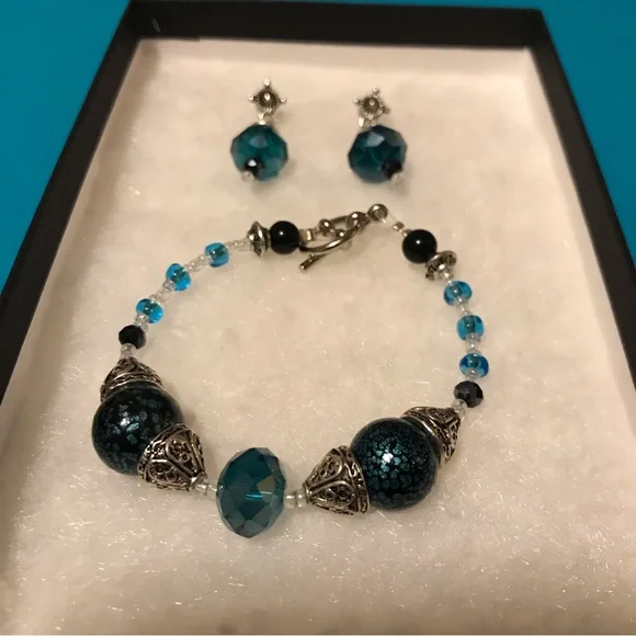 New Handmade Child’s Bracelet and Earrings, Beaded. Teal Blue, Black, Silver - Picture 2 of 8
